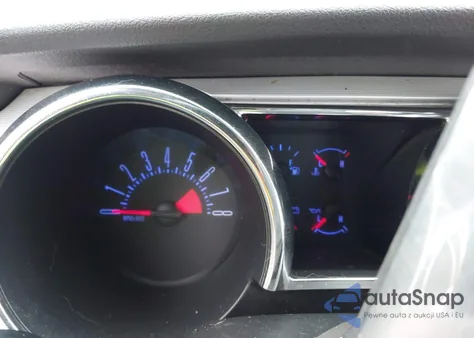 2007 Ford Mustang Gt Deluxe/Gt Premium z USA, uszkodzony, nr VIN 1ZVFT82H675198340